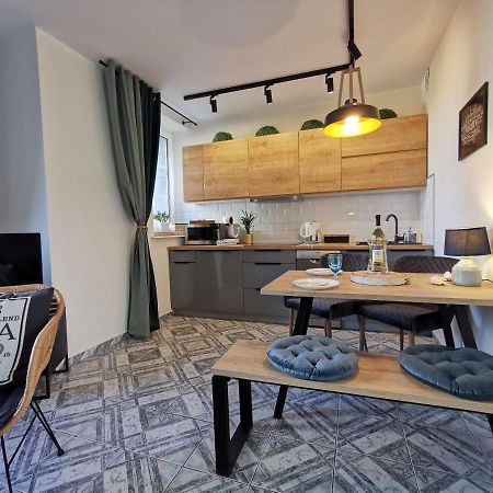Apartament Kolobrzeg Starowka Welcome Home Eksteriør billede
